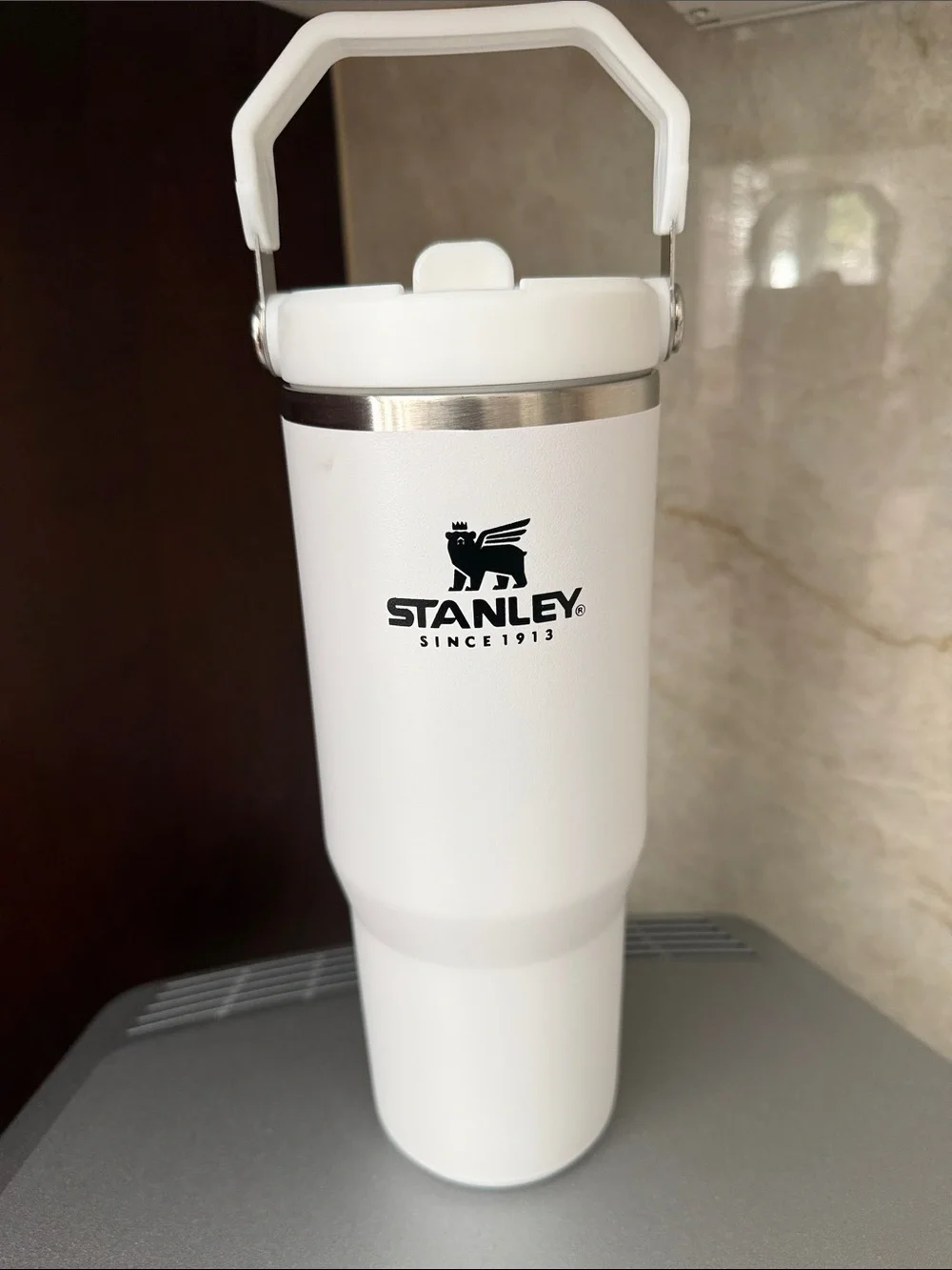 Stanley New in Box White Flip Straw Tumbler 30 ounce